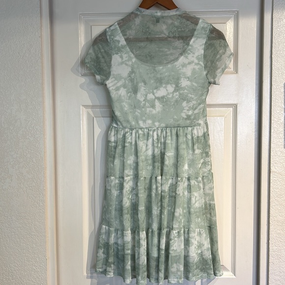Lily Rose Green and White Sheer Dress with Tank lining - Picture 5 of 7